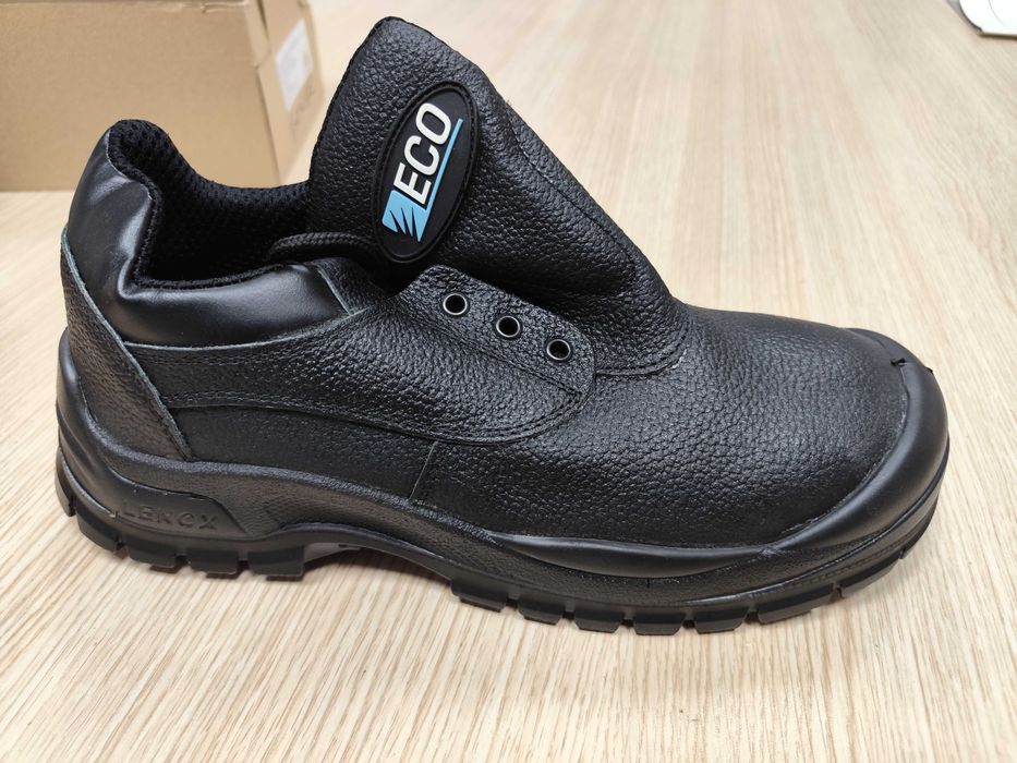 Работни защитни обувки