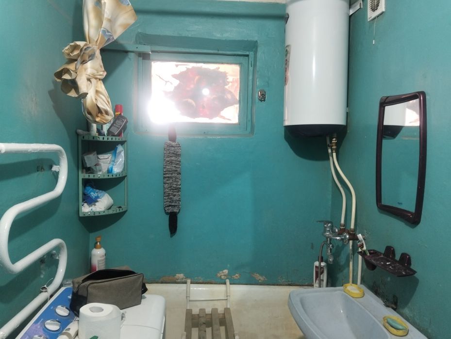 Квартиру средний ремонт