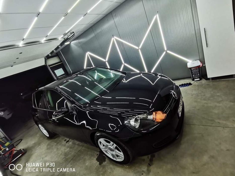 Polish auto , Curățare tapițerie auto cu abur