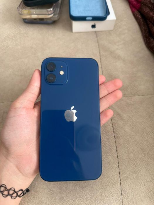 Продам Iphone 12 “64 GB”