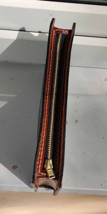 Сумка-клатч из натуральной кожи