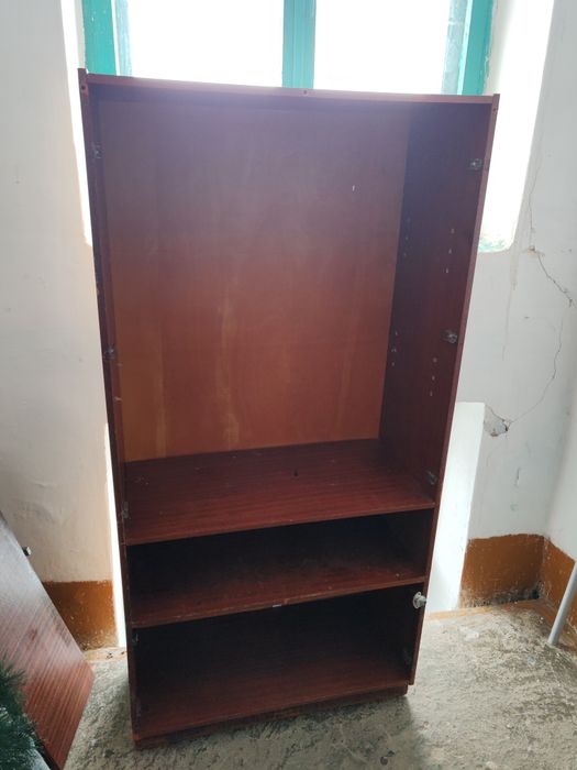 Отдам бесплатно самовывоз шкаф