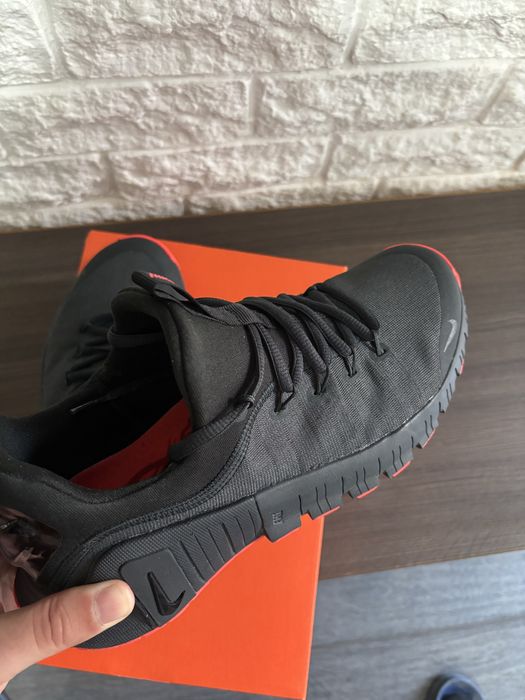Оригинални обувки NIKE FREE METCON 6