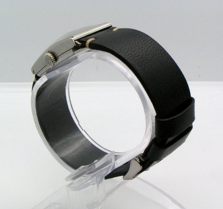 Vând ceas Doxa Locle