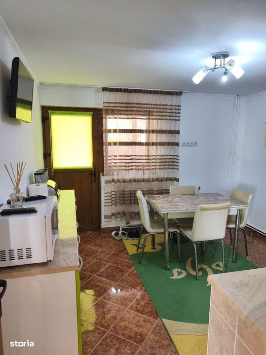 Casă de vânzare/ Vlădești Priporu