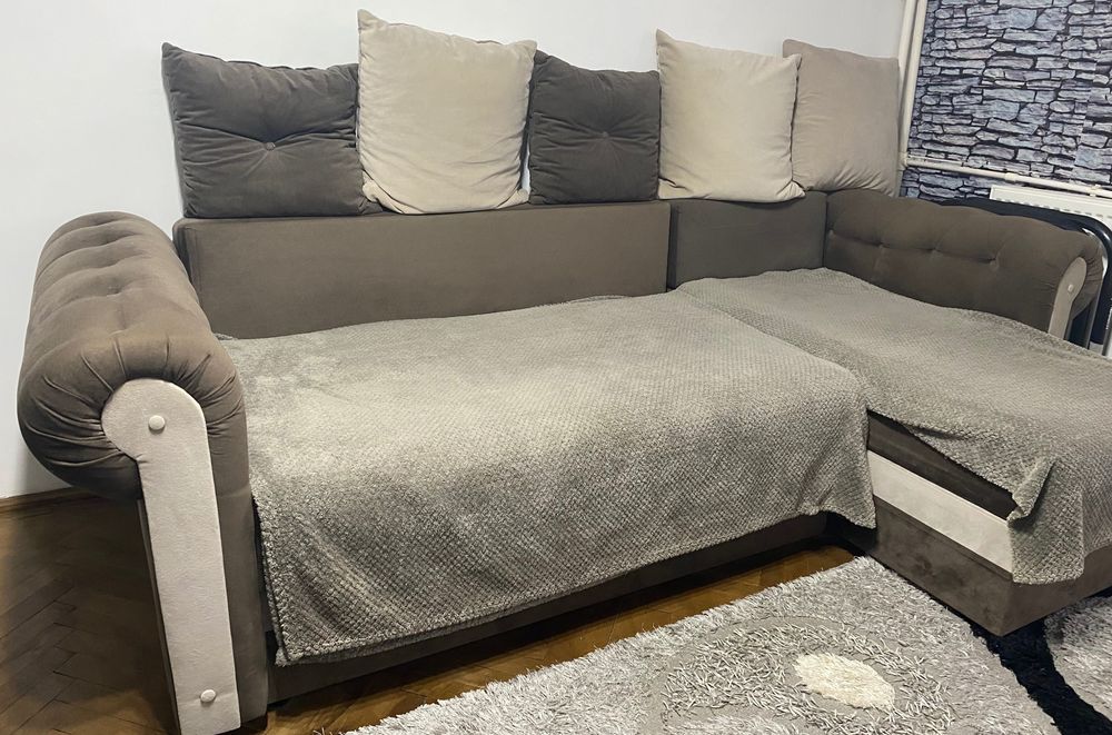 Vând mobilă în stare bună