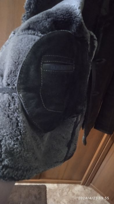 Продам натуральную дубленку.