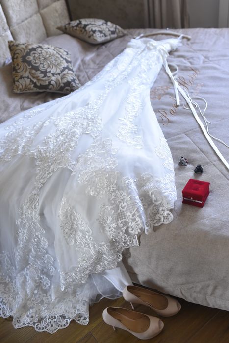 Свадебное платье