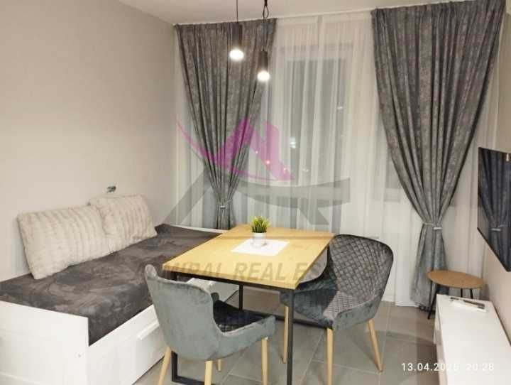 Дава се под наем Едностаен апартамент в Варна, Владислав Варненчик - 27 кв.м за 275 € - Снимка #1