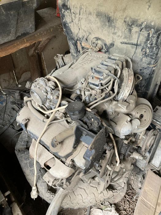 Продам двигатель на Мицубиси Поджеро 3 литра.