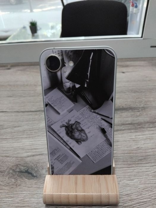 Iphone 16e 128GB