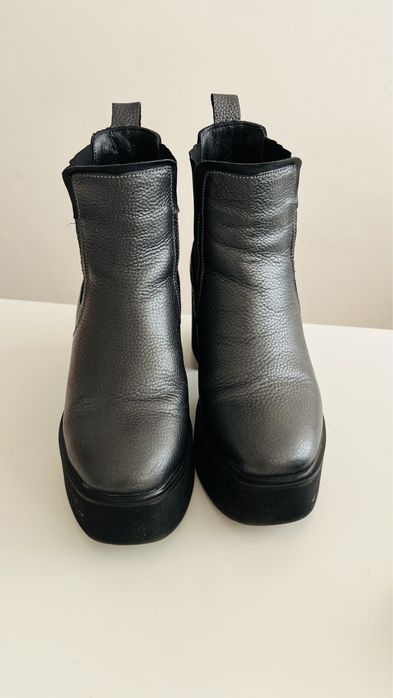 Ghete / bocanci dama Nr. 36 din piele naturala, cu platforma, Dasha