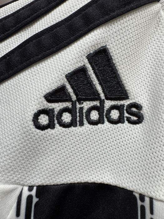 Продавам детски тениски на Партизан Белград и Ювентус