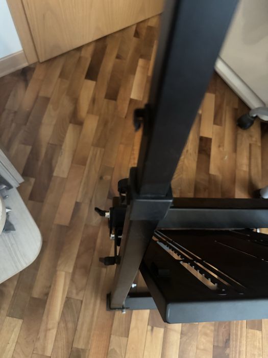 Стойка за волан Gt Omega Pro wheelstand sim racing.