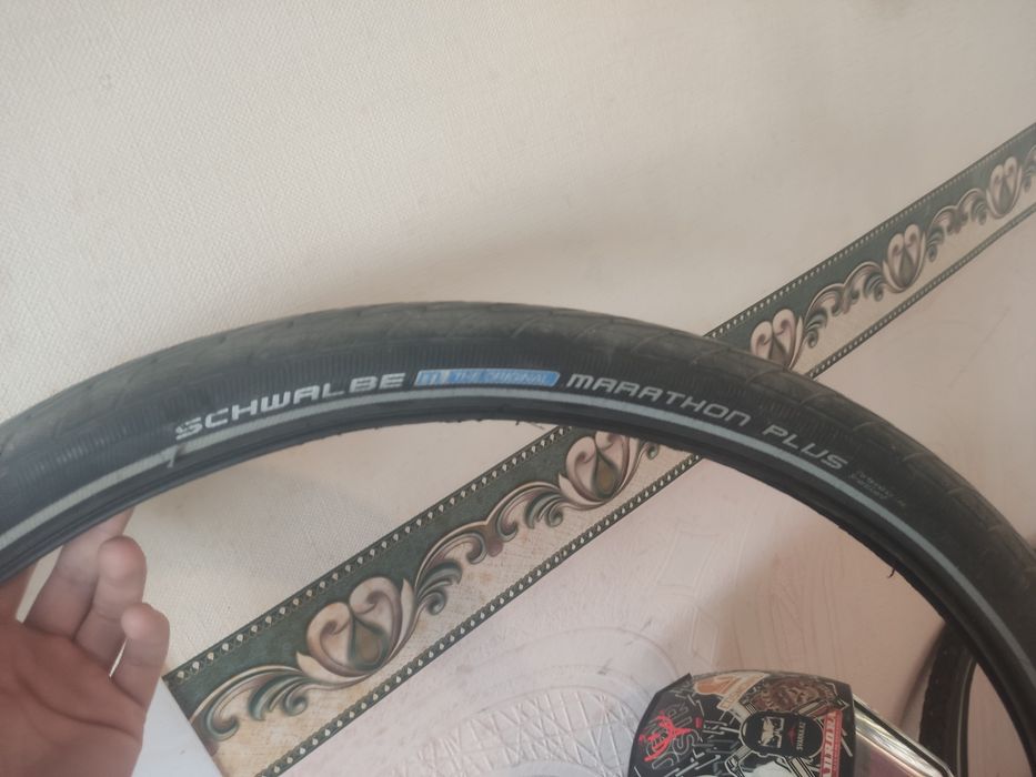 Покрышки Schwalbe MARATHON PLUS 26-1.75