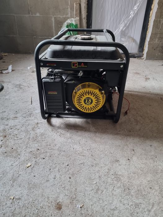 Бензиновый гениратор