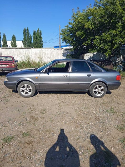 Продам Ауди б 4.