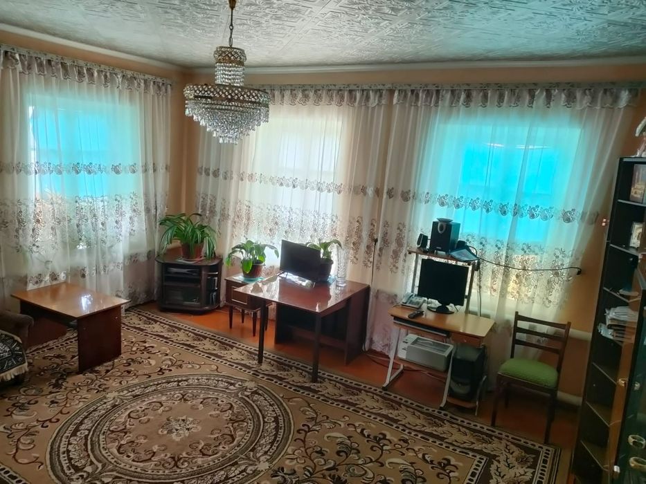 Продается кирпичный дом в Сарыозеке