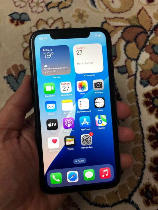 Продам айфон хр iphone xr