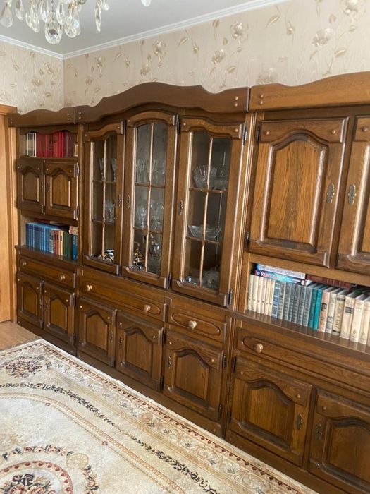 Продам стенку, корка