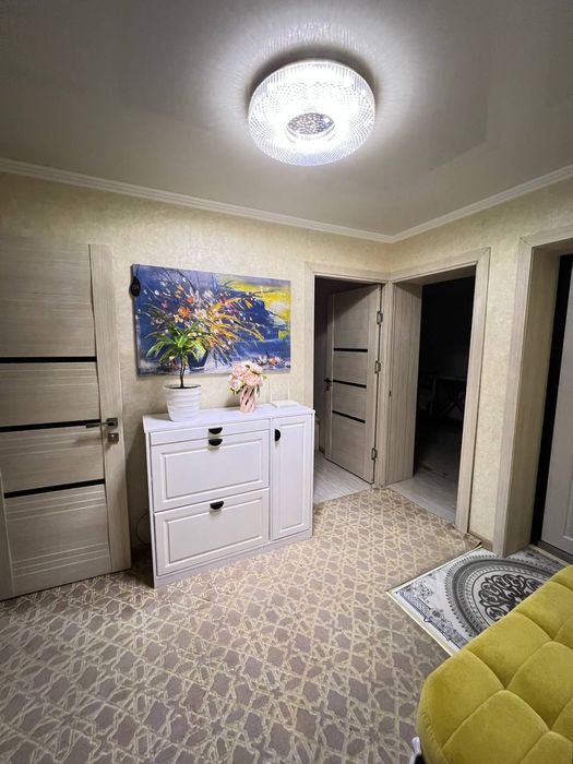 Квартира в центре 4/2/4. 2х6 балкон, срочная продажа