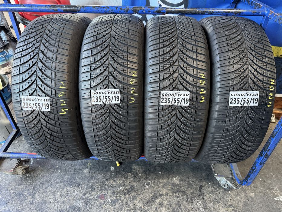 235/55/19 goodyear