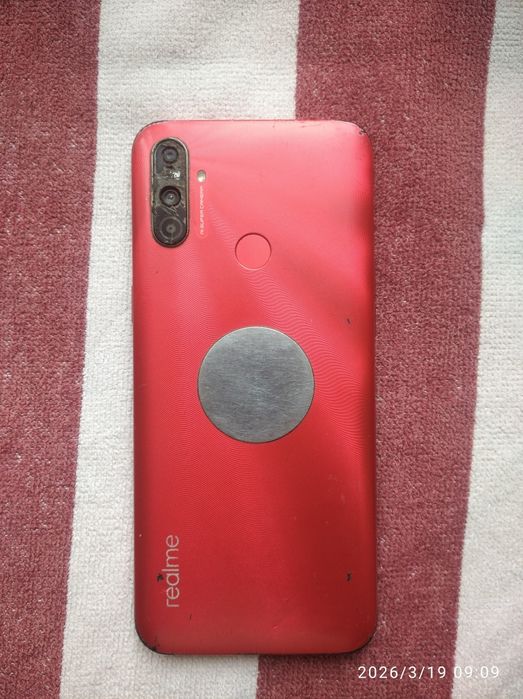 Realme C3 красный