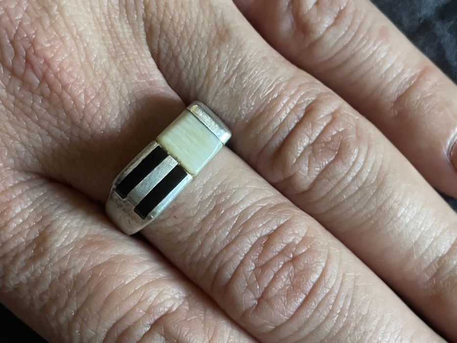 Сребърен пръстен