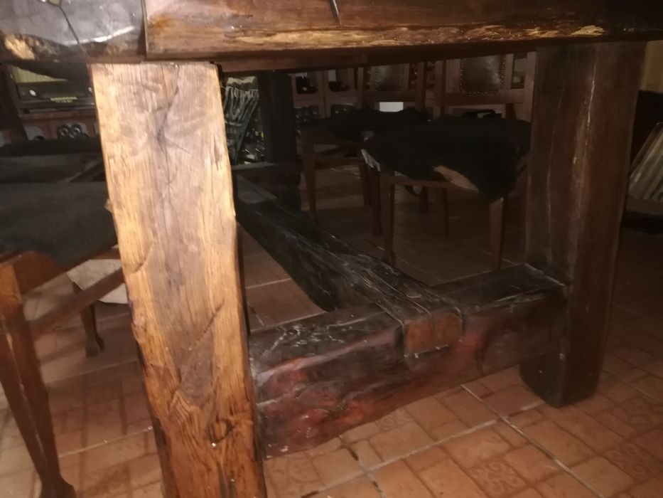 Masa lemn masiv cu blat de marmura