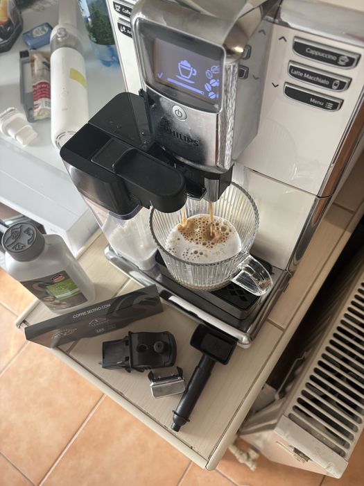 Espressor super-automat Philips EP5361/10 Seria 5000
