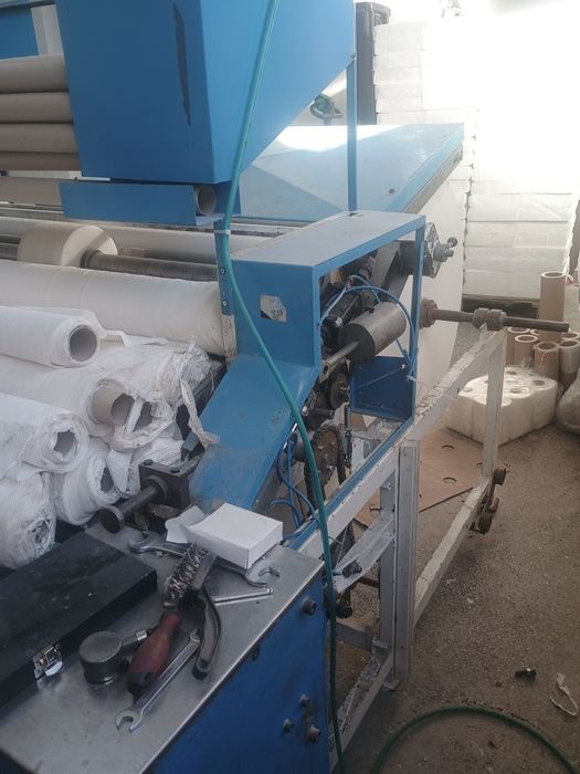 Машина за тоалетна хартия