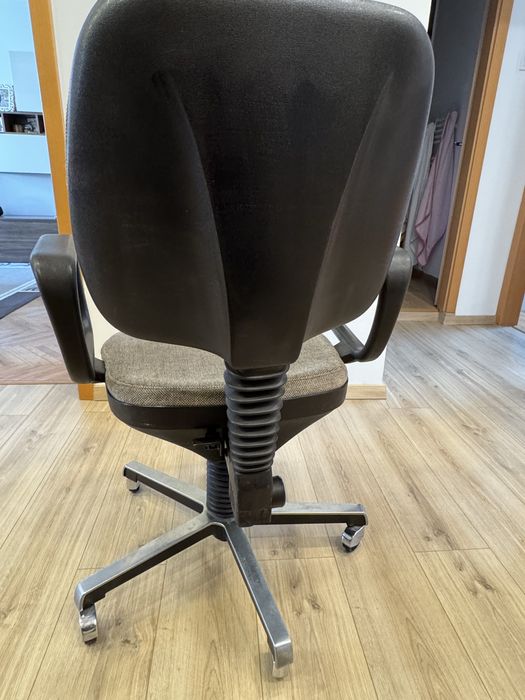 Scaun ergonomic de birou