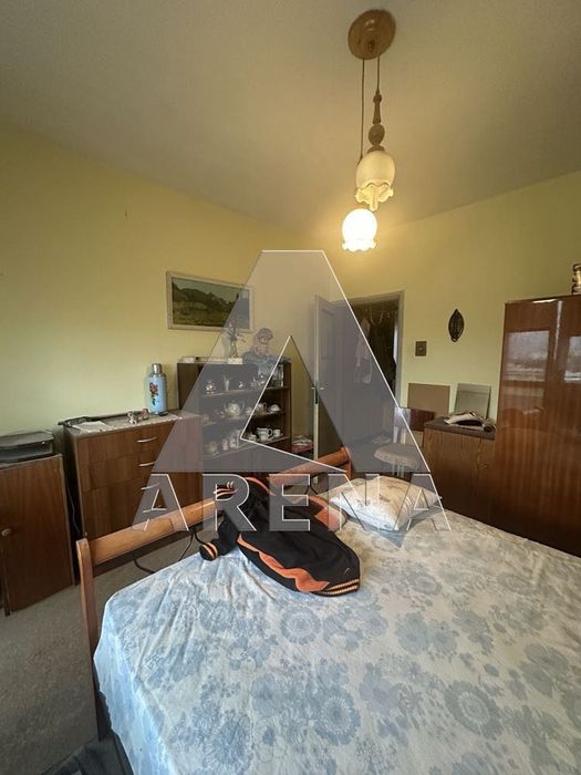 Продава се Тристаен апартамент в Пловдив, Кючук Париж - 91 кв.м за 1462 €/кв.м - Снимка #4