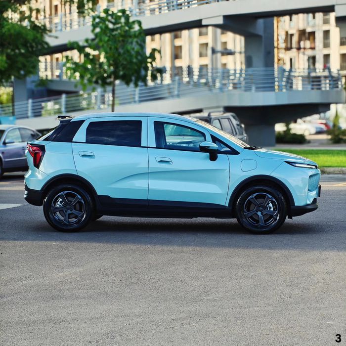 Geely Geometry E, 2023, в идеальном состоянии