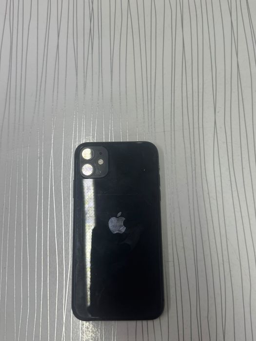 Продам айфон 11 128GB