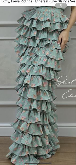 Өте әдемі ерекше сәнді  дизайнерлік көйлек