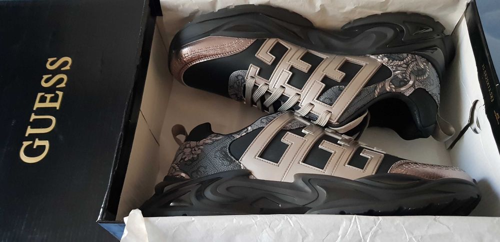 Guess Chunky Sneakers