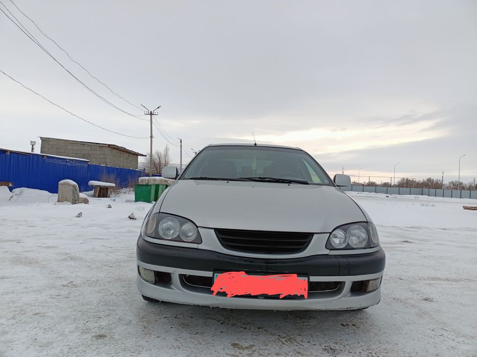 Продам таета авенсис 1999года