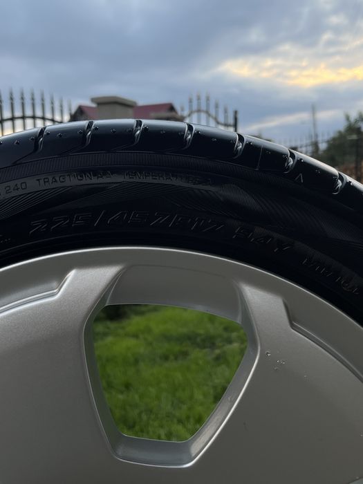Vand sau schimb jante/roți pe 17 audi a3
