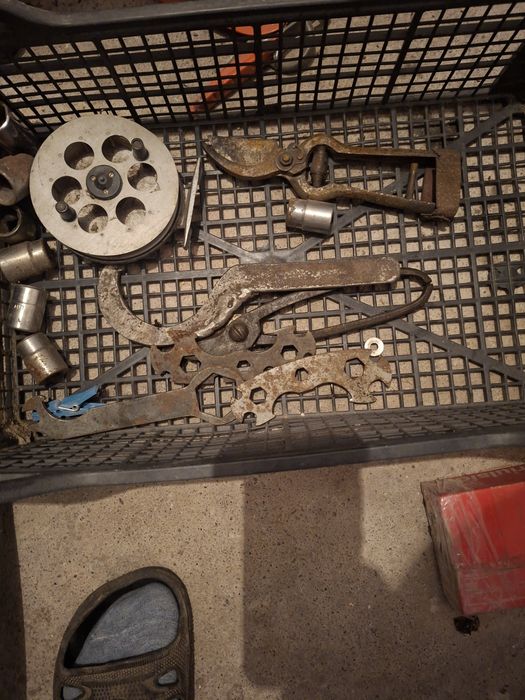 Дискове и ос за цинкуляр