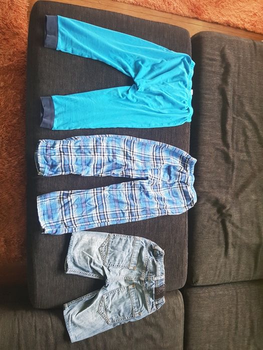 Детски якета, къси панталони, пижами Benetton 4-5 г и 7-8 г