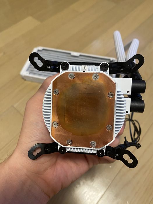 Aerocool mirage L240 WH