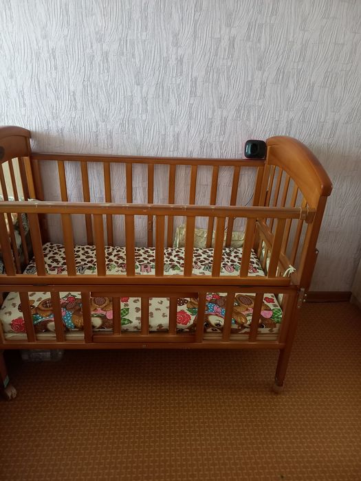 Кроватка детская