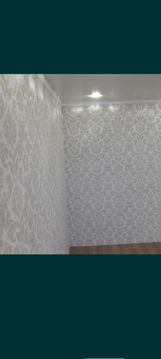 Клеем обой без швов