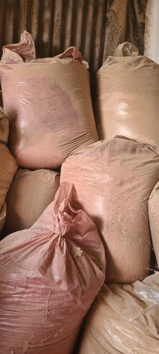 Brichete din rumegus de FRASIN ,STEJAR, FAG!!