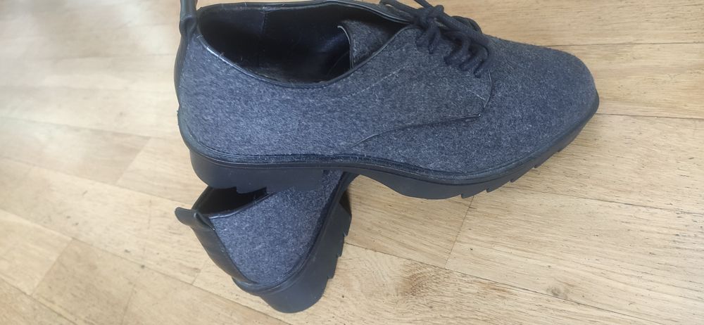 Женские ботинки Zara