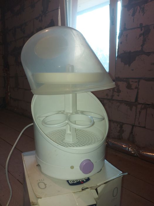 Sterilizator biberoane Chicco