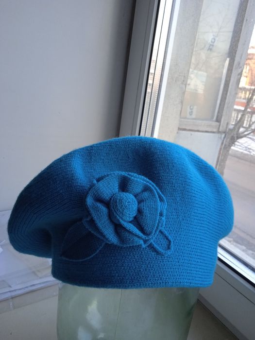 Берет женский новый