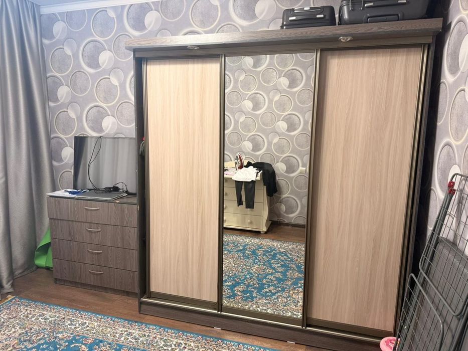 Шкаф и комод для спальни