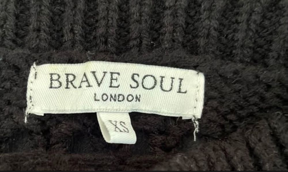 Pulover Brave Soul London, mărimea XS